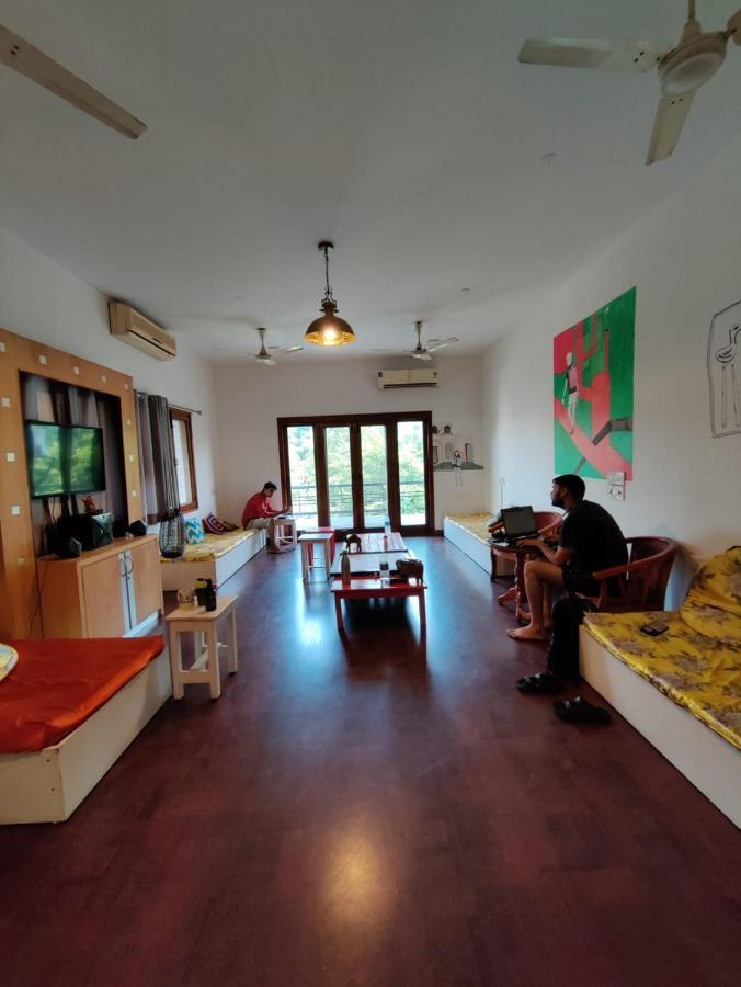 A Sleepy Fox Hostel Új-Delhi Kültér fotó